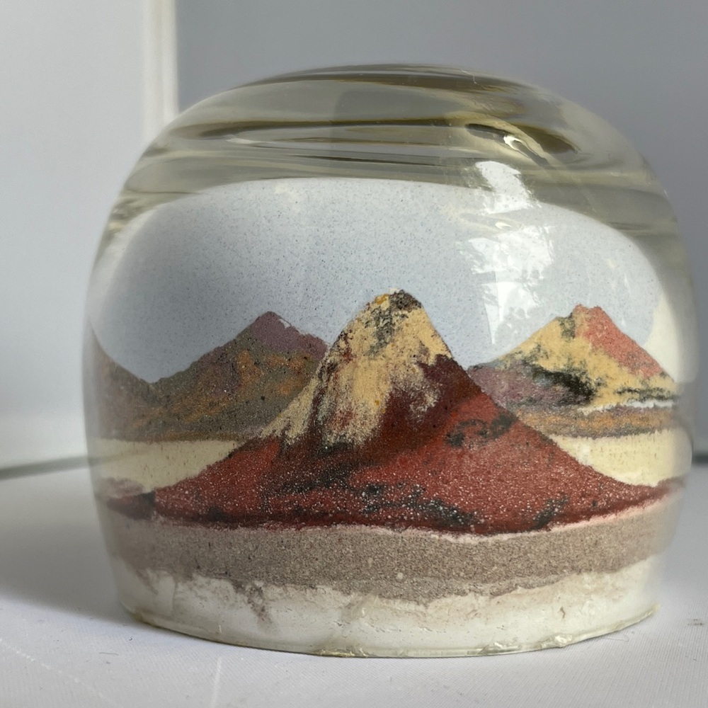 Vintage Painted Desert Sands Art Glass Paperweight Hand Made by‎ American Indian - Picture 4 of 9